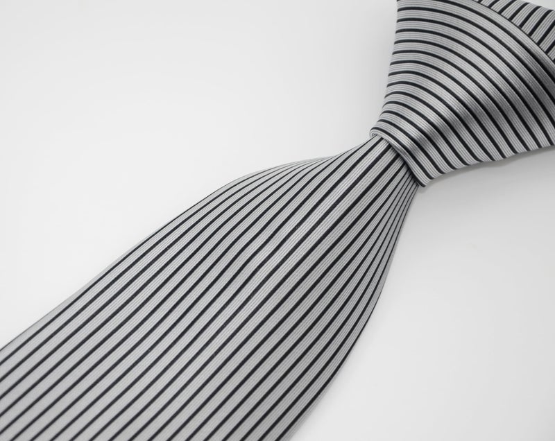 Geotae Zerun New Classic Men's Striped Silk Tie Necktie (Silver Grey/Black) - Image 2
